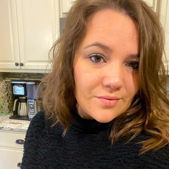 Meet your Posher, Sarah - Picture 1 of 1